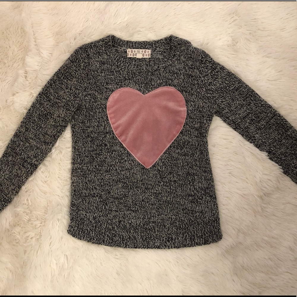 GIRLS Gray sweater with pink heart